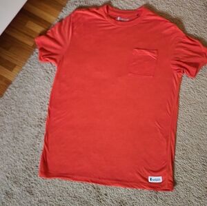 Cotopaxi Shirt Mens Large Orange Paseo Travel Pocket Tee Crewneck Soft Outdoor